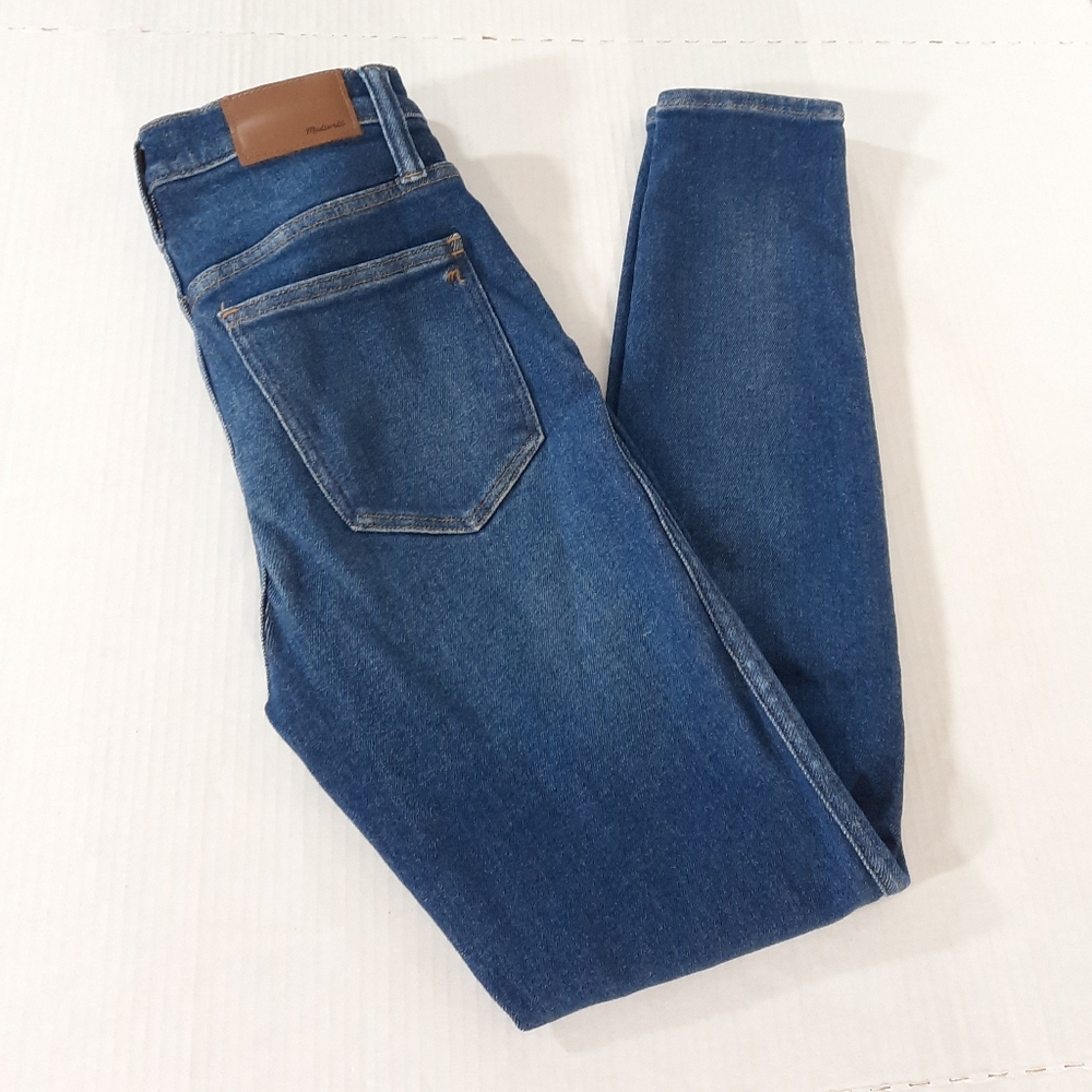 Madewell 10" High-Rise Skinny Jeans in Winston Wash